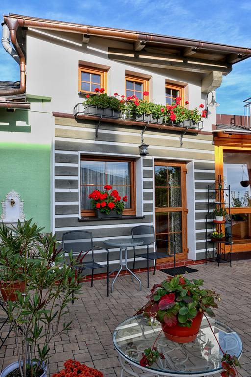 Apartments Emma Červená Voda Kültér fotó